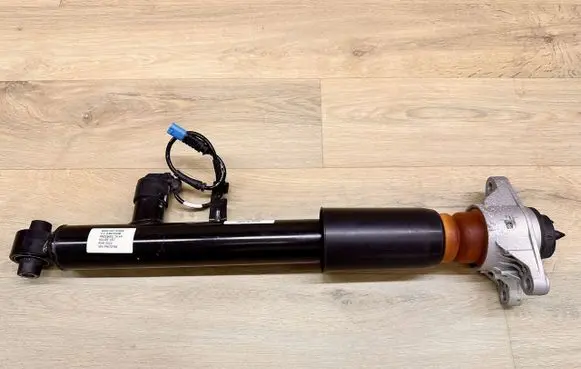 BMW 3 G20 G21 Rear shock absorber/damper 6895057 6878745