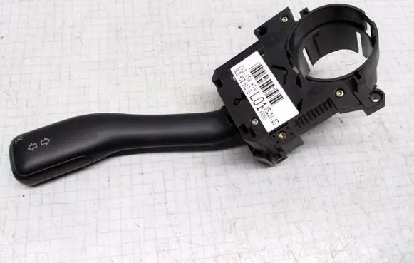 Volkswagen Golf IV Indicator stalk 8L0953513G