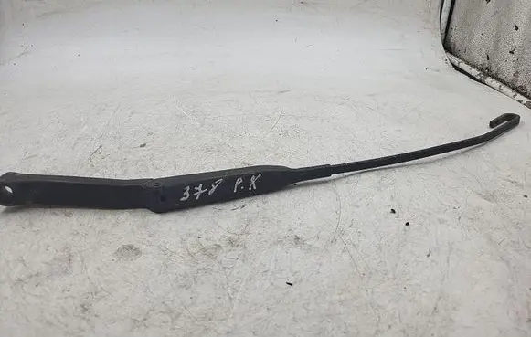 Audi A6 S6 C4 4A Front wiper blade arm 