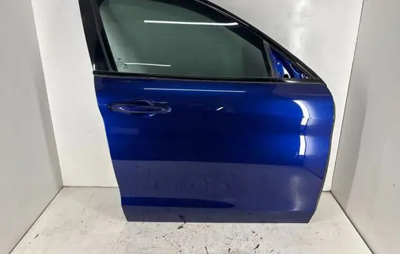 Alfa Romeo Stelvio Front door 50557000