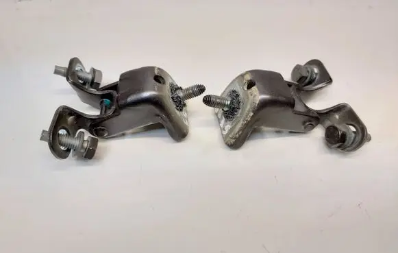 Citroen C4 Cactus Loading door upper hinge 