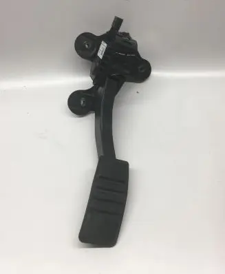 Ford Mustang VI Accelerator throttle pedal CR339F836BB CR339F836