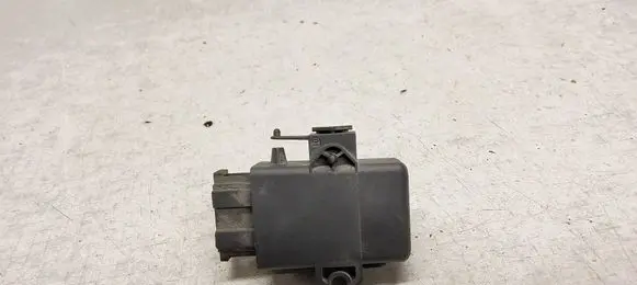 Volkswagen Transporter - Caravelle T5 Seat heating relay 1K0959772