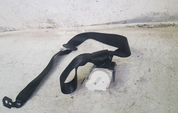 Ford Focus Rear seatbelt 34074772C