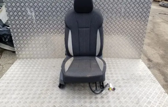 Skoda Kamiq Front passenger seat 