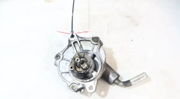 Mercedes-Benz C AMG W203 Vacuum pump