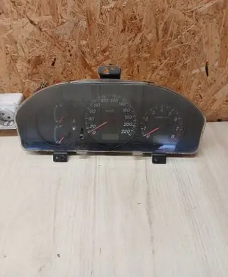 Mazda Premacy Speedometer (instrument cluster) CB07F