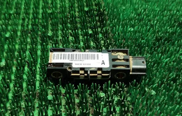 Nissan Almera Tino Airbag deployment crash/impact sensor 98830AY000