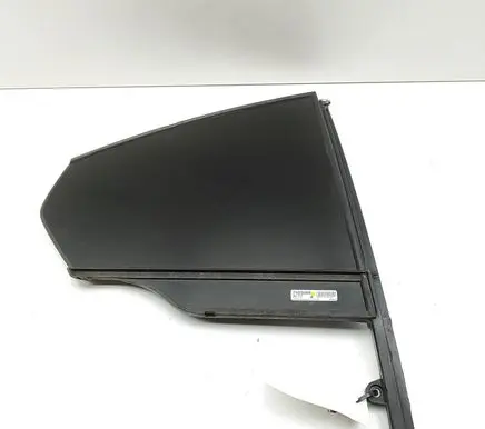 BMW 3 G20 G21 Rear side window 7425088