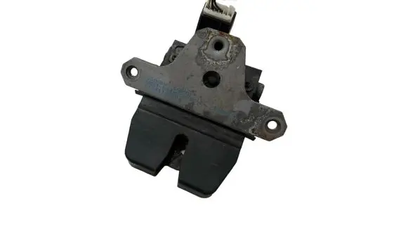 Ford Focus Tailgate/trunk/boot lock/catch/latch 8M51R442A66AC 332609 01041155002