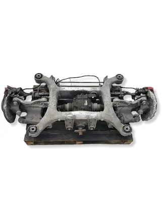 BMW 5 F10 F11 Rear axle beam with reductor 