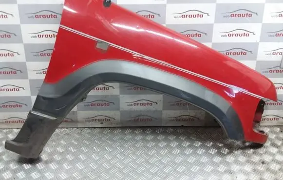 Opel Monterey Fender