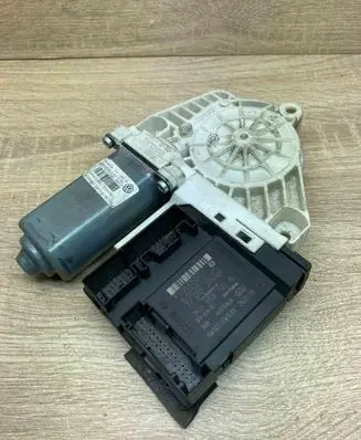 Volkswagen PASSAT B6 Front door window regulator motor 1K0959792N 3C2837461L