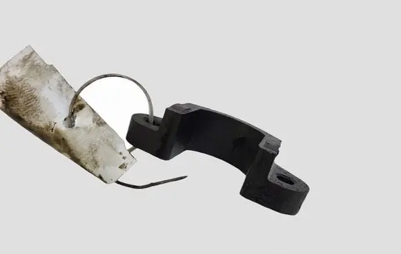 Mazda 6 Fuel Injector clamp holder