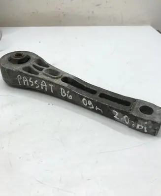 Volkswagen PASSAT B6 Engine mount bracket 3C0199855A