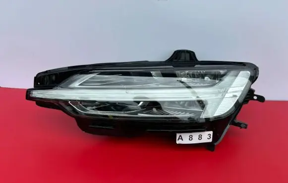 Volvo S60 Headlight/headlamp 32365339