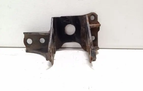 Toyota Prius (XW30) Gearbox mounting bracket