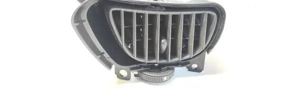 Nissan Almera Dashboard side air vent grill/cover trim