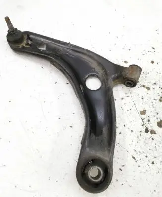 Toyota Yaris Front lower control arm/wishbone