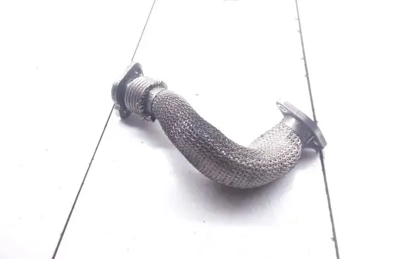 Volkswagen Touareg I EGR valve line/pipe/hose 059131530B