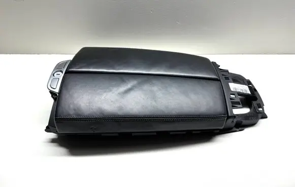 BMW 6 F12 F13 Armrest 51169238320 9238320 DX66344