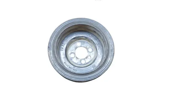 Volkswagen PASSAT B7 Crankshaft pulley 038105243M