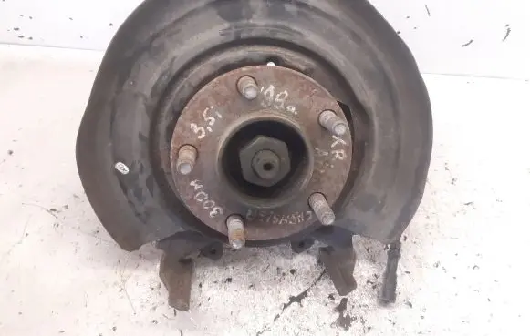 Chrysler 300M Rear wheel hub spindle/knuckle 