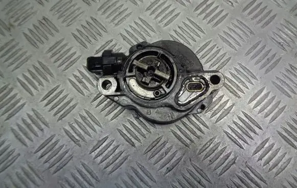 Ford Focus Vacuum pump