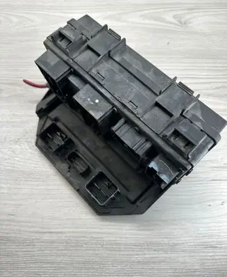 Chrysler Grand Voyager V Fuse box set RTB0CC04E7 R0398A1047 R62335001