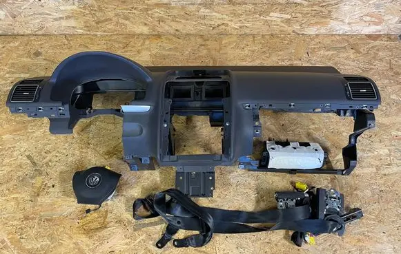 Volkswagen Touran II Dashboard 