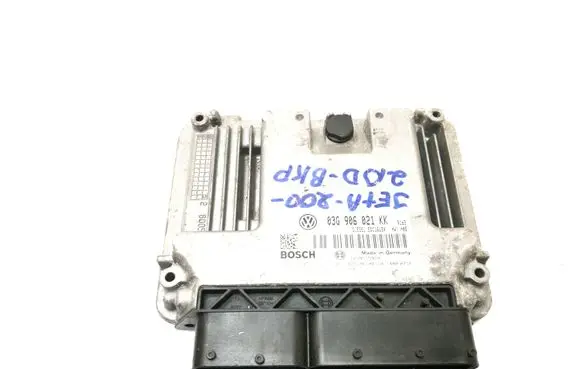 Volkswagen Jetta V Engine control unit/module 03G906021KK EDC16U34 0281013228