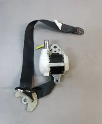 Toyota Avensis T270 Front seatbelt 
