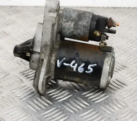 Dacia Sandero Starter motor 233000779