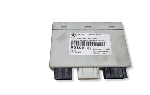 BMW 1 E82 E88 Parking PDC control unit/module 9225824 66209225824