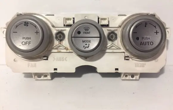 Mazda 6 Climate control unit E0002D