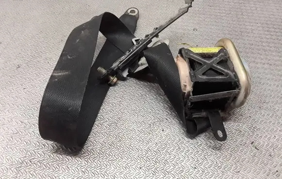 Toyota Avensis T250 Front seatbelt 7321005050