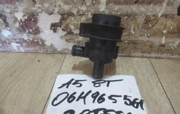 Audi A5 8T 8F Electric auxiliary coolant/water pump