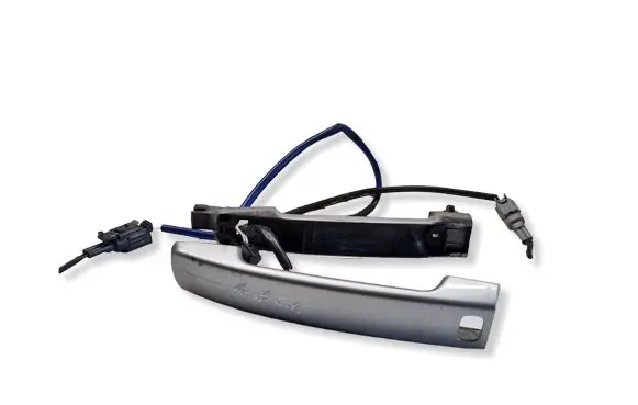 Nissan Qashqai Front door exterior handle 80640