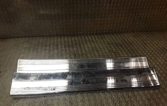 Mercedes-Benz CLS C219 sill trim set (inner) 2196800435 2196800335