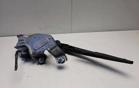 Toyota Auris E180 Rear window wiper motor 8513002050 2596002501