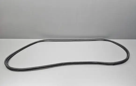 Suzuki Swift II Trunk rubber seal (body) 