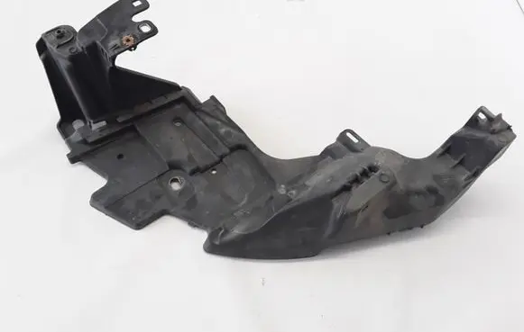 Renault Megane III Headlight/headlamp mounting bracket