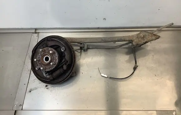 Subaru Forester SG Rear wheel hub spindle/knuckle 