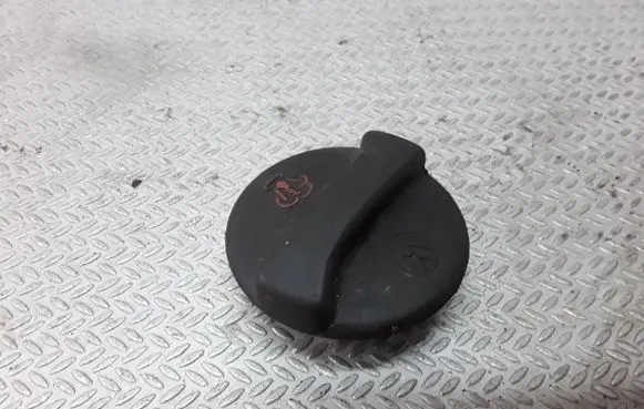Volkswagen PASSAT B4 Coolant expansion tank/reservoir cap 357121321C