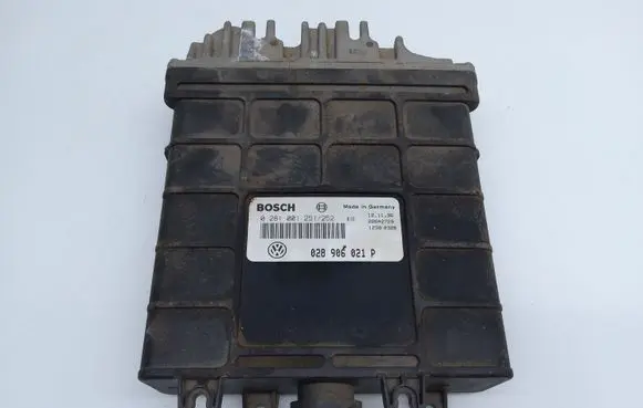 Ford Galaxy Engine control unit/module 0281001251 028906021