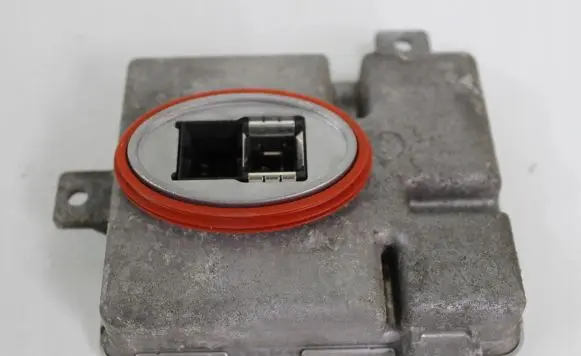 BMW 3 E90 E91 Headlight ballast module Xenon 7172536