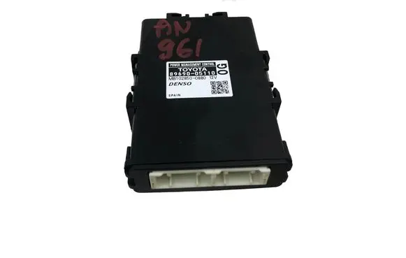 Toyota Avensis T270 Power steering control unit/module 8965005110