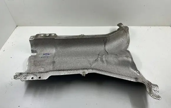 BMW X5 F15 Exhaust heat shield 7158410