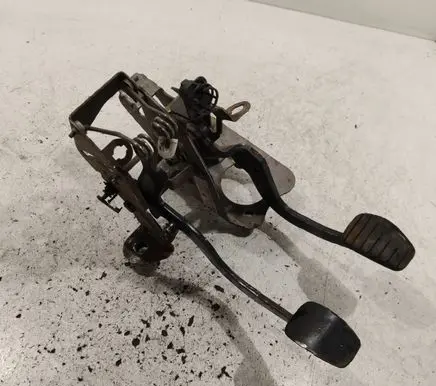 Renault Espace - Grand espace IV Pedal assembly 8200139603