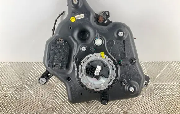 Audi A6 S6 C7 4G AdBlue liquid reservoir 4G0131877